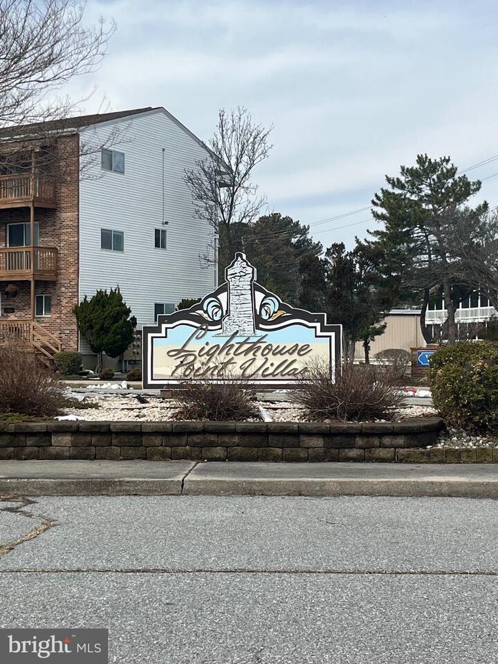 Property Photo: 14409 Lighthouse Avenue 4 MD 21842