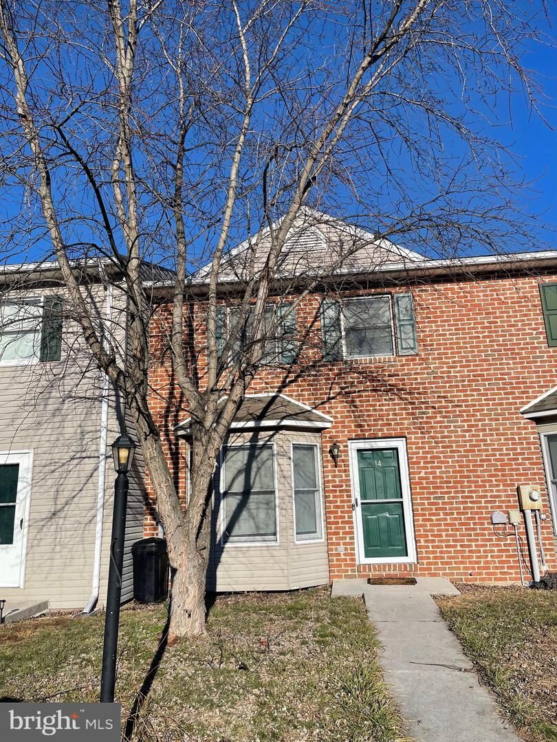 Property Photo: 14 Colonial Drive PA 17325