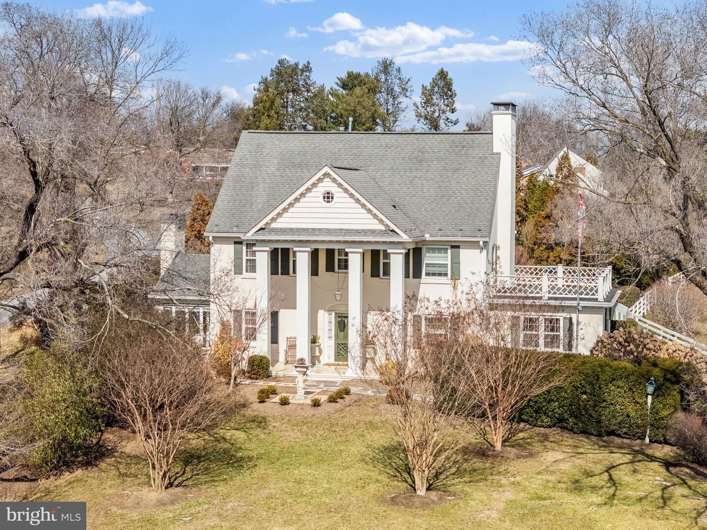 Property Photo:  100 Country Club Circle  VA 22602 