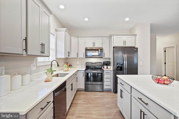 Property Photo: 60 Village Circle WV 25425