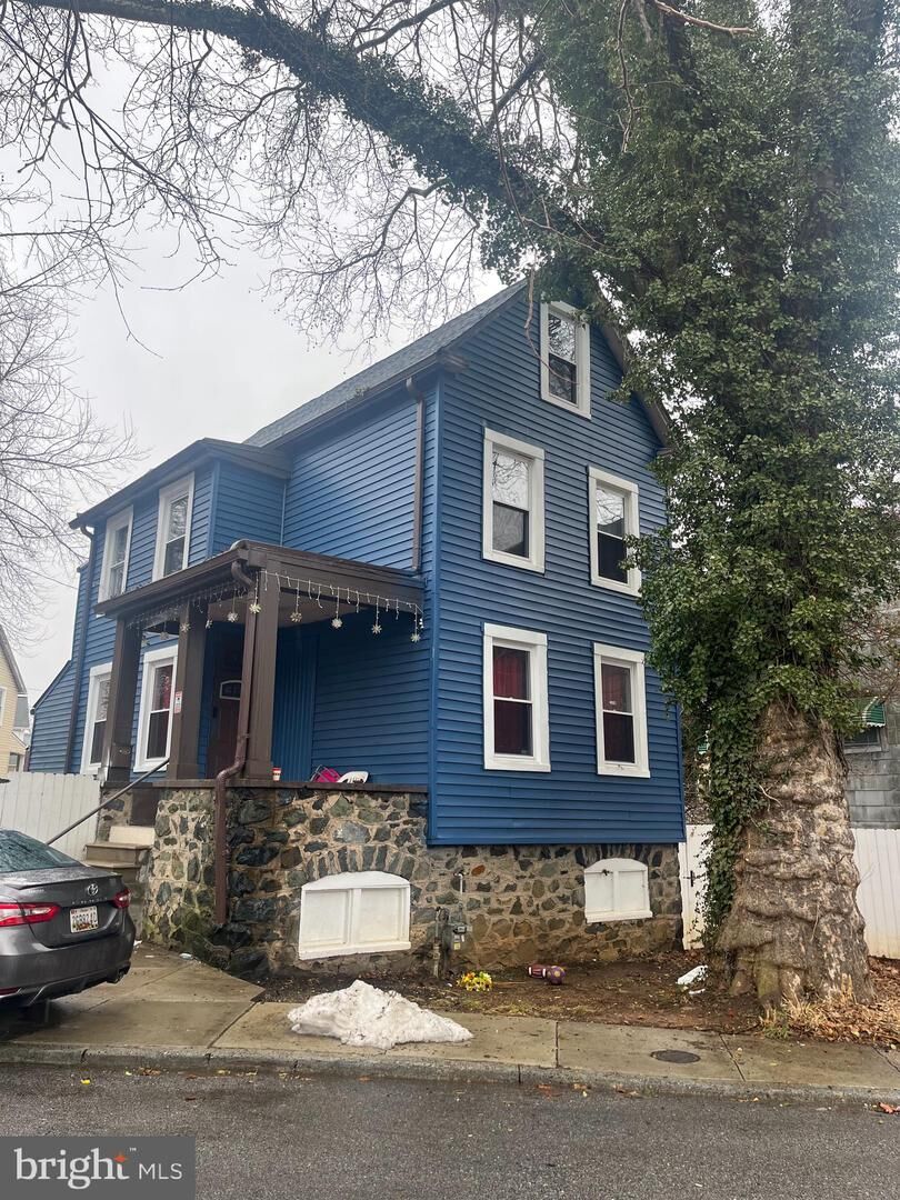 Property Photo:  5207 Wilton Heights Avenue  MD 21215 