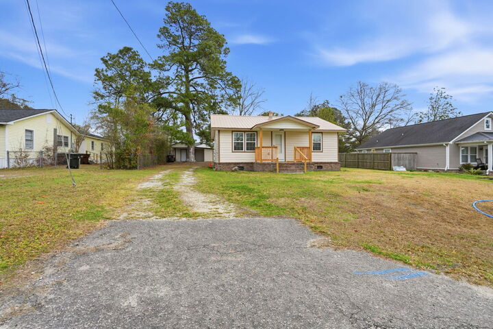 Property Photo:  104 O'Carroll Street  SC 29461 