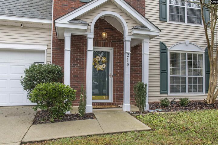 Property Photo: 210 Pond Oak SC 29212