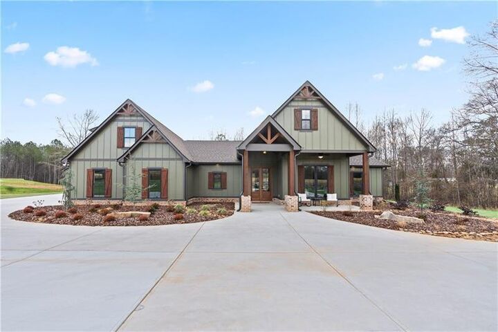 Property Photo:  301 Roy Morgan Road  GA 30116 