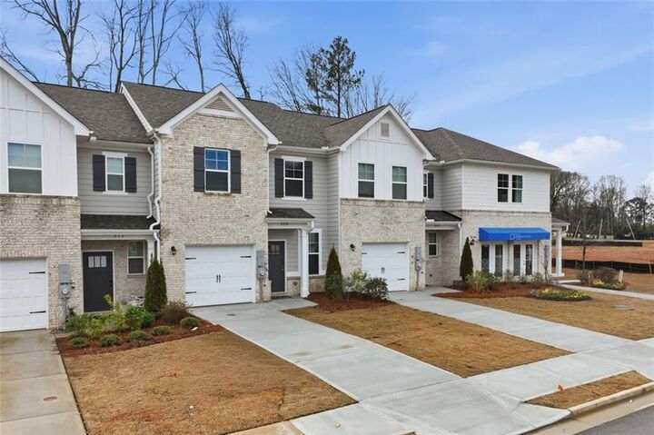 Property Photo:  204 Flier Drive  GA 30253 