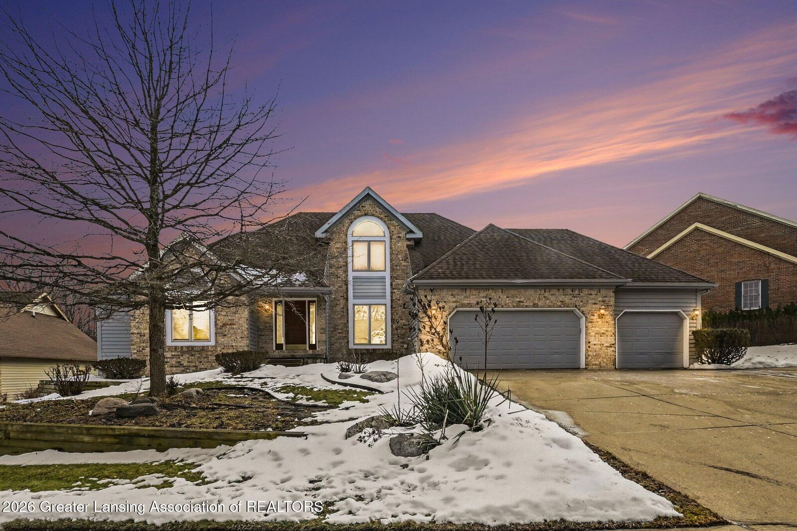 Property Photo:  2220 Cheltingham Boulevard  MI 48917 