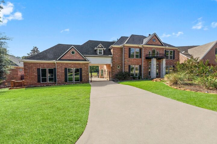 Property Photo:  24611 W Kingscrest Circle  TX 77389 