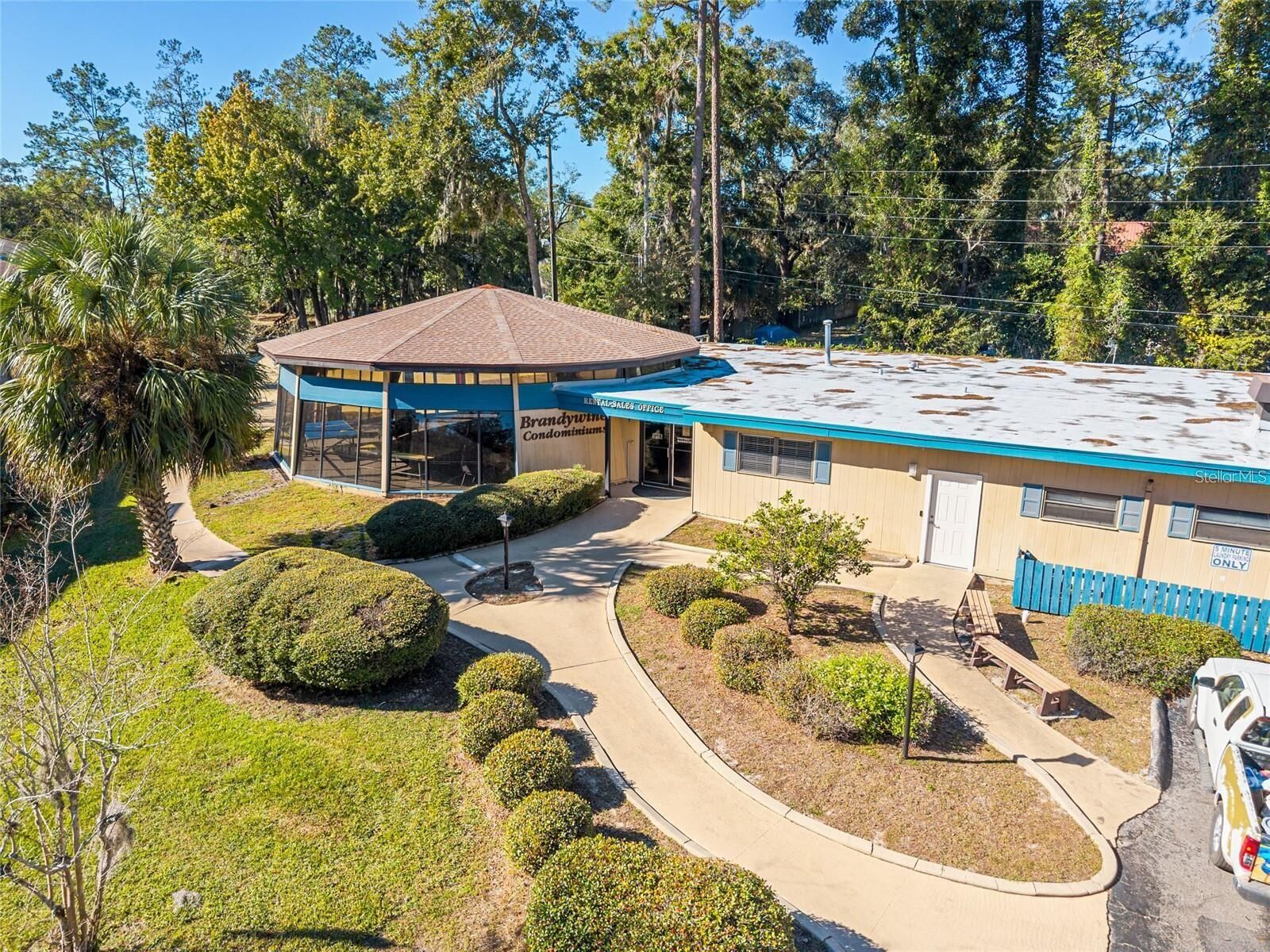 Property Photo:  2811 SW Archer Road V187  FL 32608 