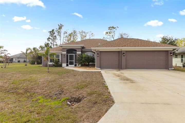 Property Photo:  26069 Parana Drive  FL 33983 
