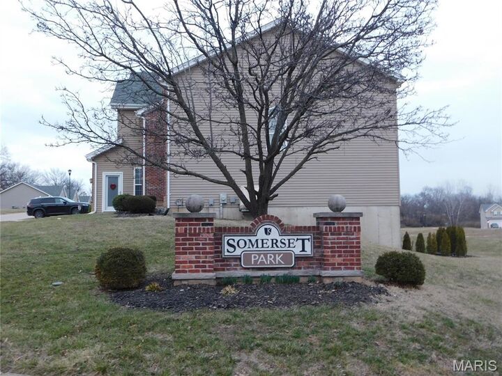 Property Photo: 3145 Somerset Green Court MO 63136