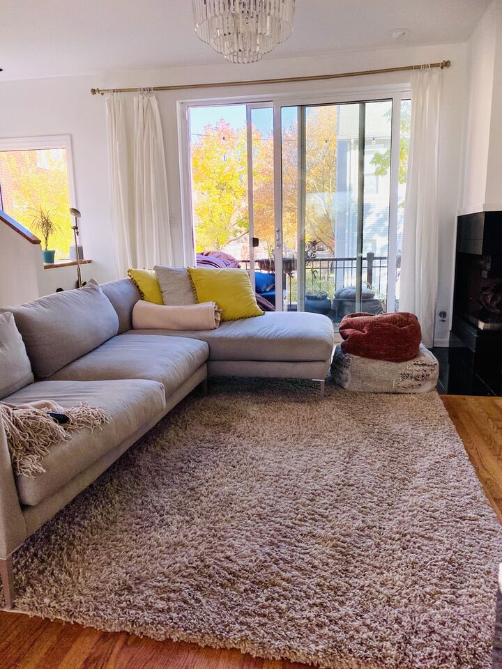 Property Photo:  2901 N Wolcott Avenue B  IL 60657 