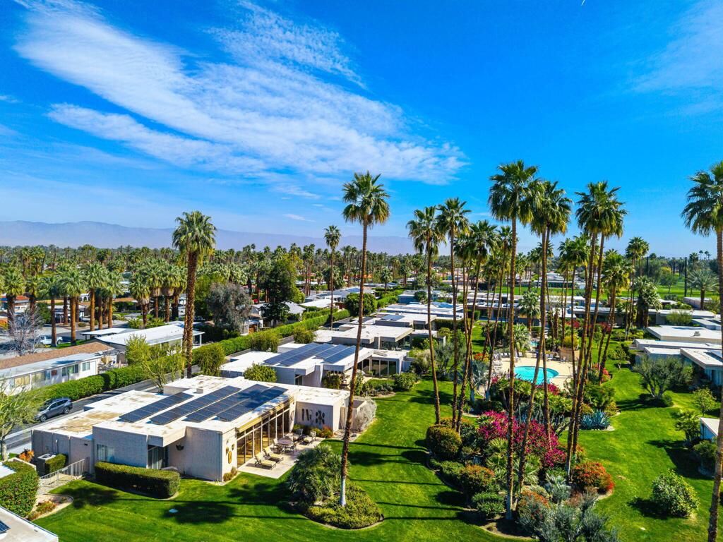 Property Photo: 1408 Tamarisk West Street CA 92270