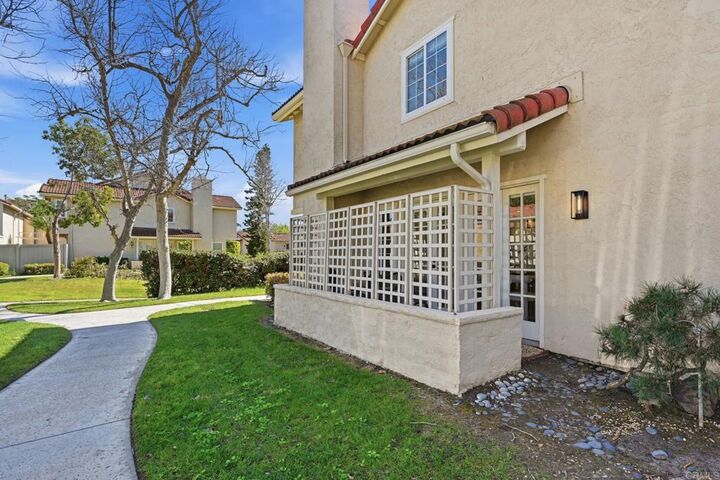 Property Photo:  1733 Gentle Breeze Lane  CA 92024 