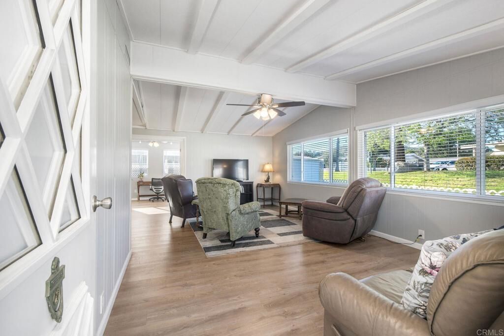 Property Photo: 2250 N Broadway 31 CA 92026