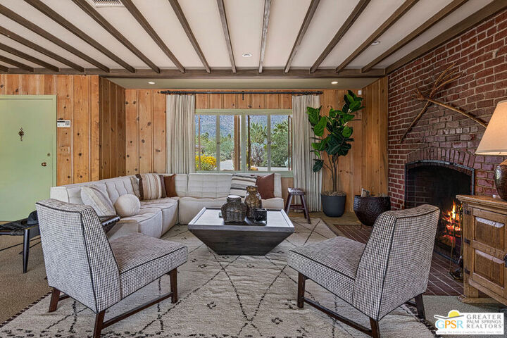 Property Photo:  1850 Smoke Tree Lane  CA 92264 