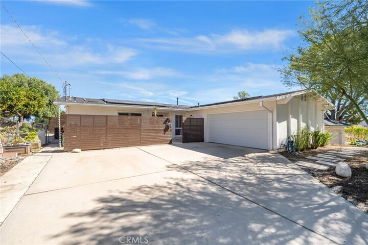 Property Photo: 7026 Middlesbury Ridge CA 91307