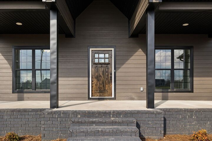 Property Photo: 125 Makinley Dr TN 37083