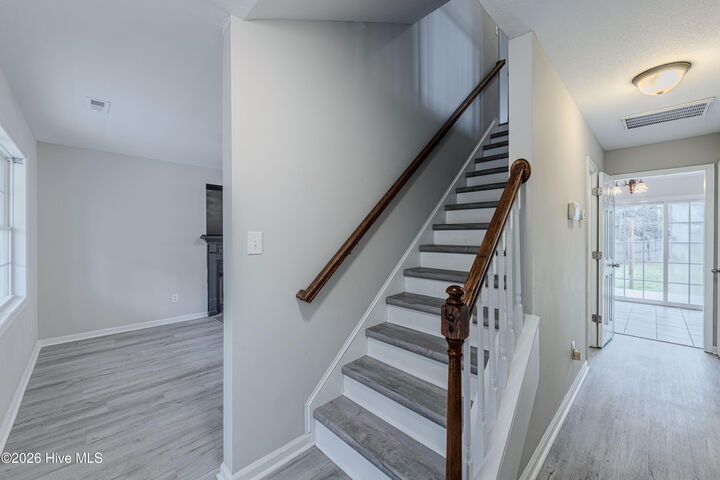 Property Photo:  213 Loren Road  NC 28539 