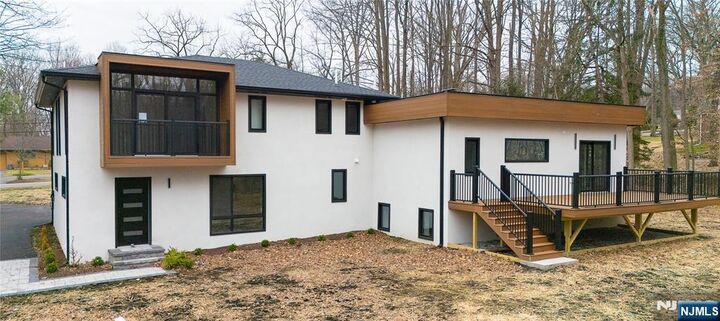 Property Photo:  156 Park Road  NJ 07054 