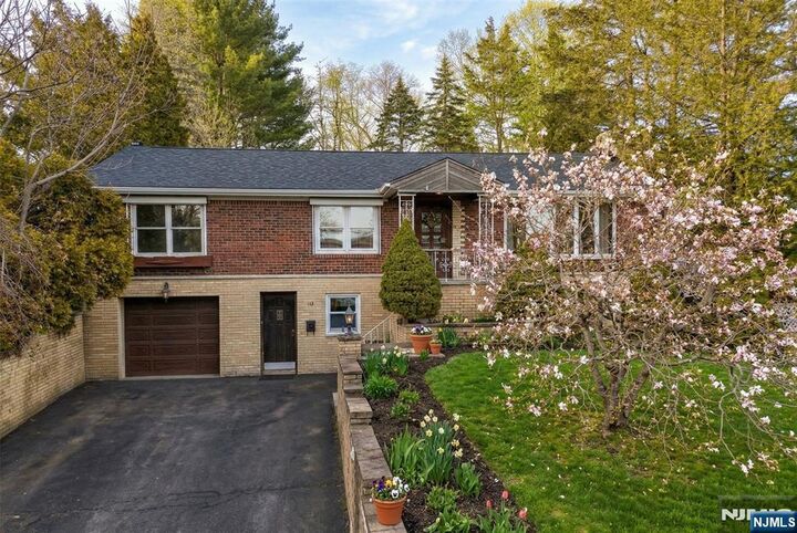 Property Photo:  110 Lakeshore Drive  NJ 07436 