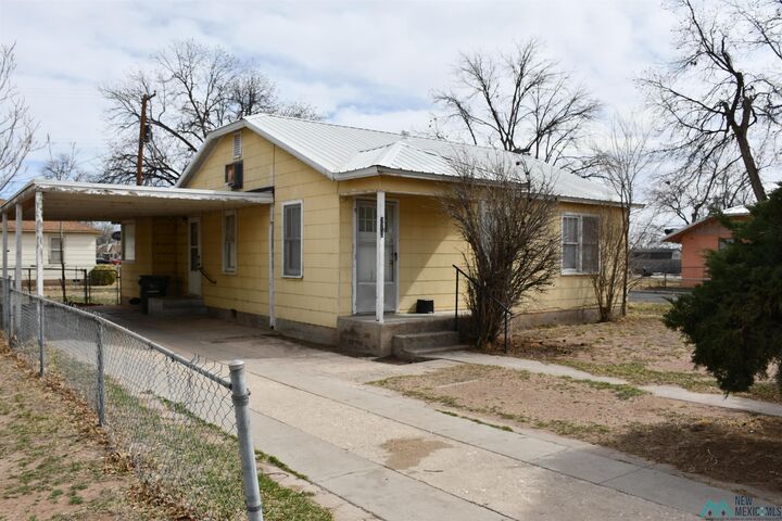 Property Photo: 710 Pratt Street NM 88220