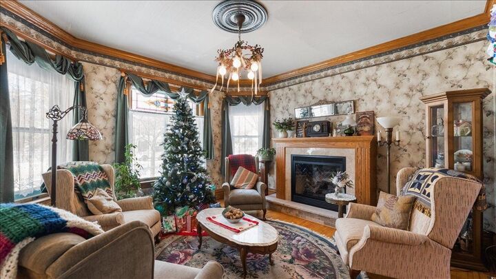 Property Photo:  312 7th Avenue S  MN 55371 