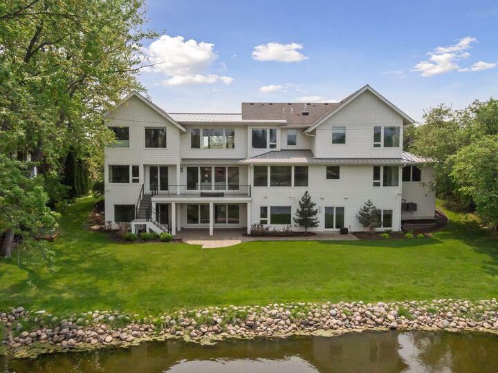 Property Photo:  4812 Lakeview Drive  MN 55424 