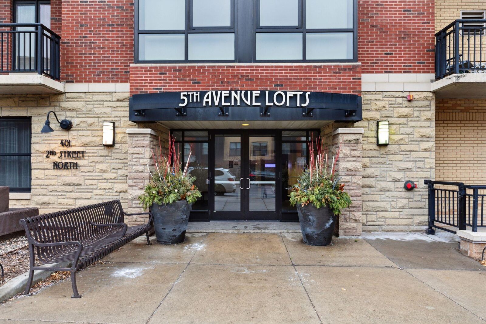 Property Photo: 401 N 2nd Street 520 MN 55401