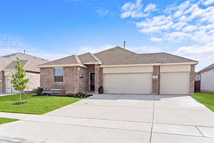 Property Photo:  445 Catalpa Drive  TX 75407 
