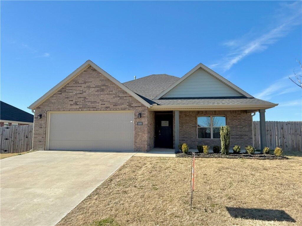 Property Photo:  889 Madden Street  AR 72762 