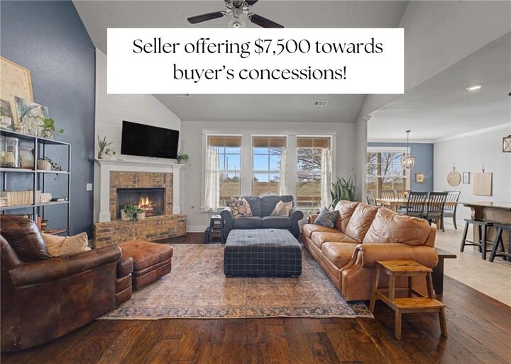 Property Photo:  908 Fallon Street  AR 72761 