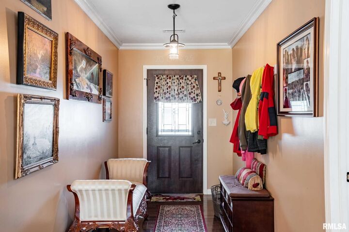 Property Photo:  402 Noah Lane  IL 62918 