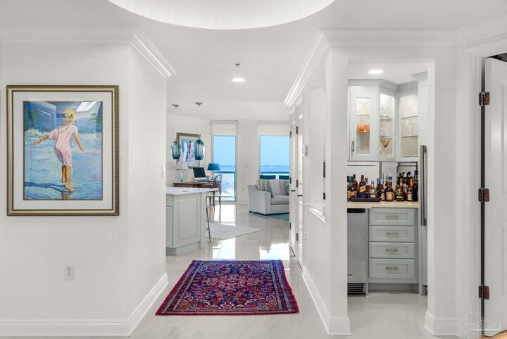 Property Photo:  1 Portofino Dr 1307  FL 32561 