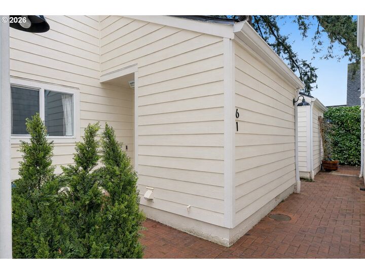 Property Photo:  61 Church St  OR 97034 