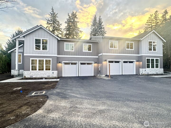 Property Photo:  9207 NE 175th Street B  WA 98011 