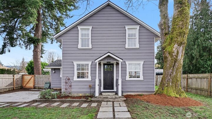 Property Photo:  314  Elizabeth St.  WA 98272 