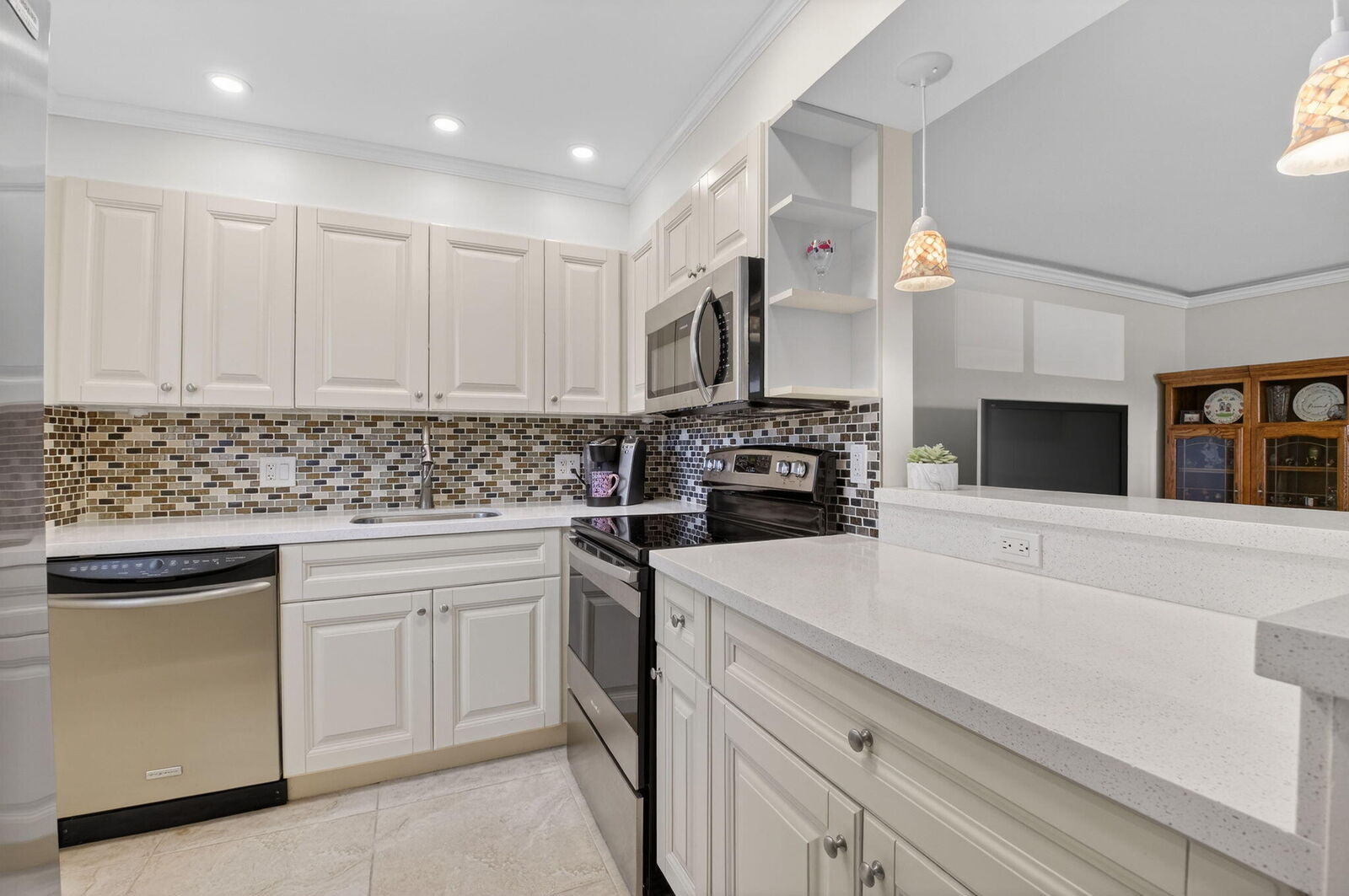 Property Photo:  205 Flanders E  FL 33484 