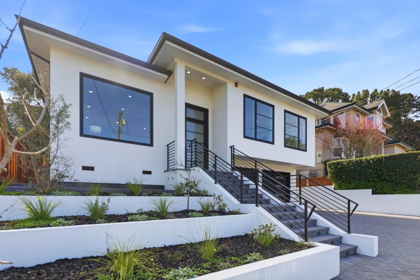 Property Photo: 275 41st Avenue CA 94403