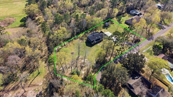 Property Photo: 3212 Timberlane Circle TX 77632