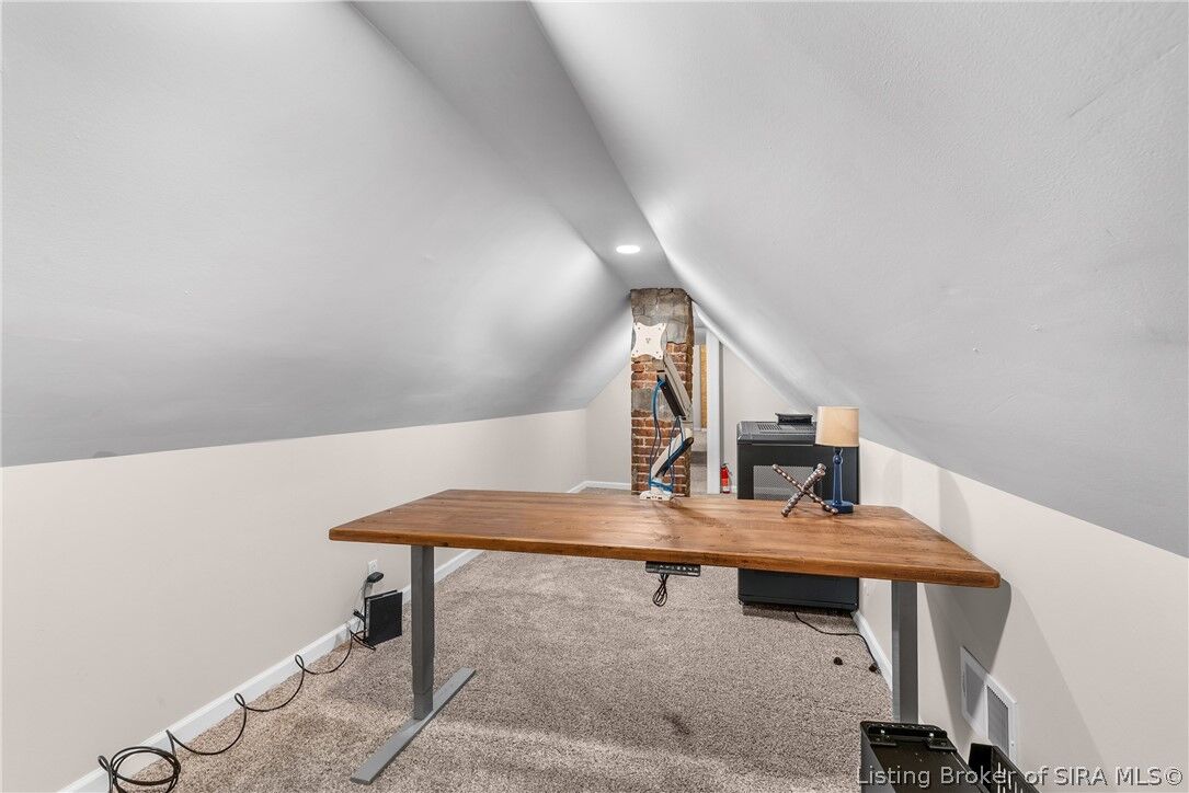 Property Photo:  325 E 14th Street  IN 47150 