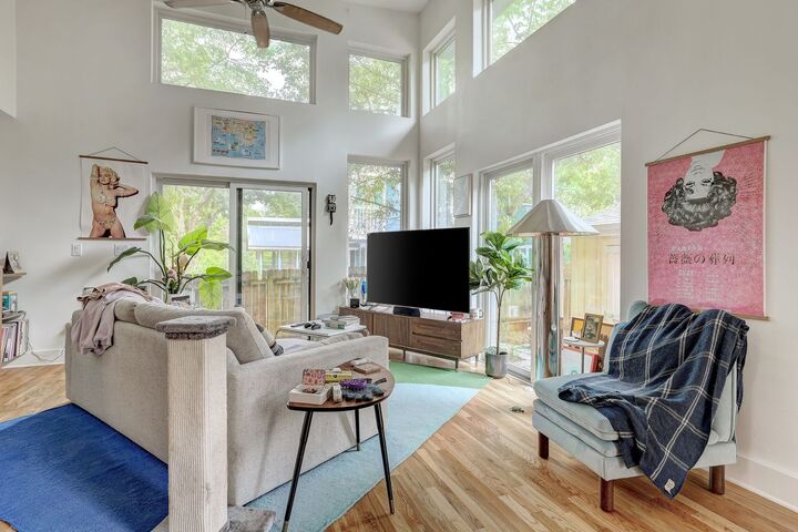 Property Photo: 809 E 44th Street TX 78751