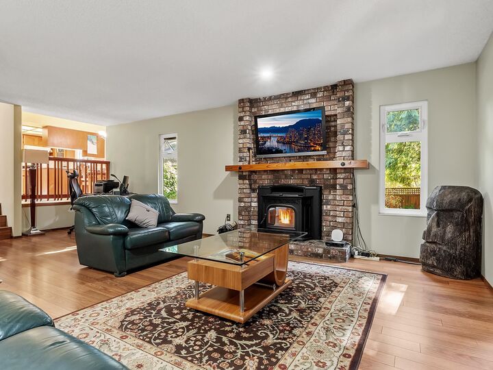 Property Photo:  1833 133A Street  BC V4A 7M4 