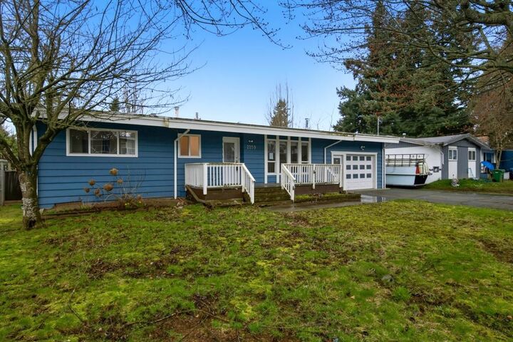2259 Lynden Street — photo 1