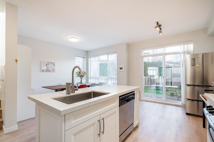 Property Photo:  1125 Kensal Place 31  BC V3B 0G3 