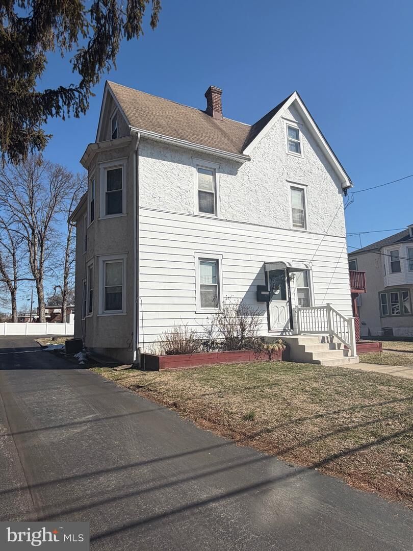 Property Photo:  1629 Lincoln Avenue  PA 19076 