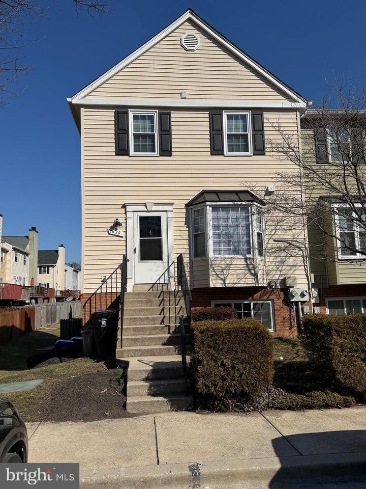 Property Photo:  7620 S Arbory Lane 329  MD 20707 