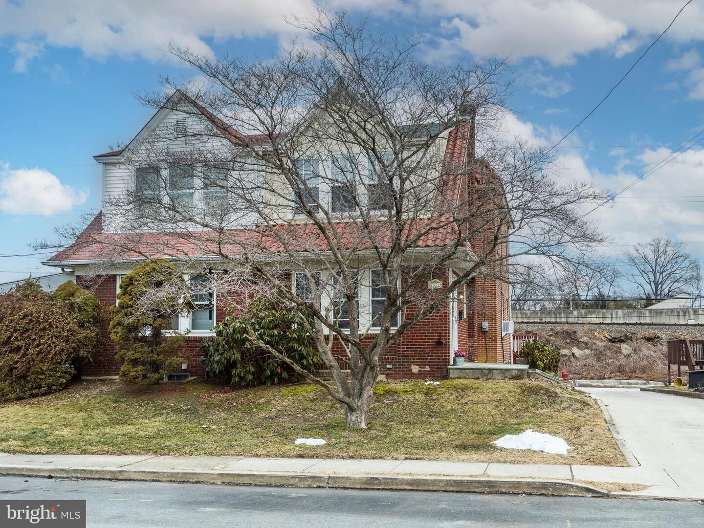 Property Photo: 2471 Wynnefield Drive PA 19083