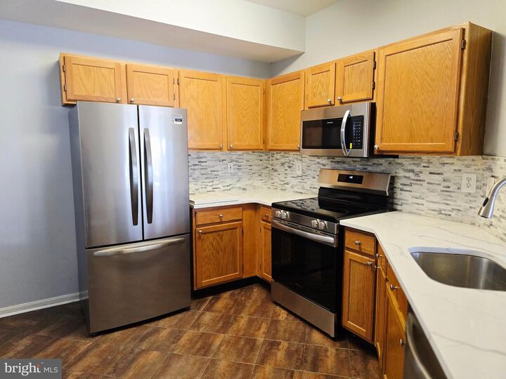 Property Photo: 1683 Fallowfield Court MD 21114