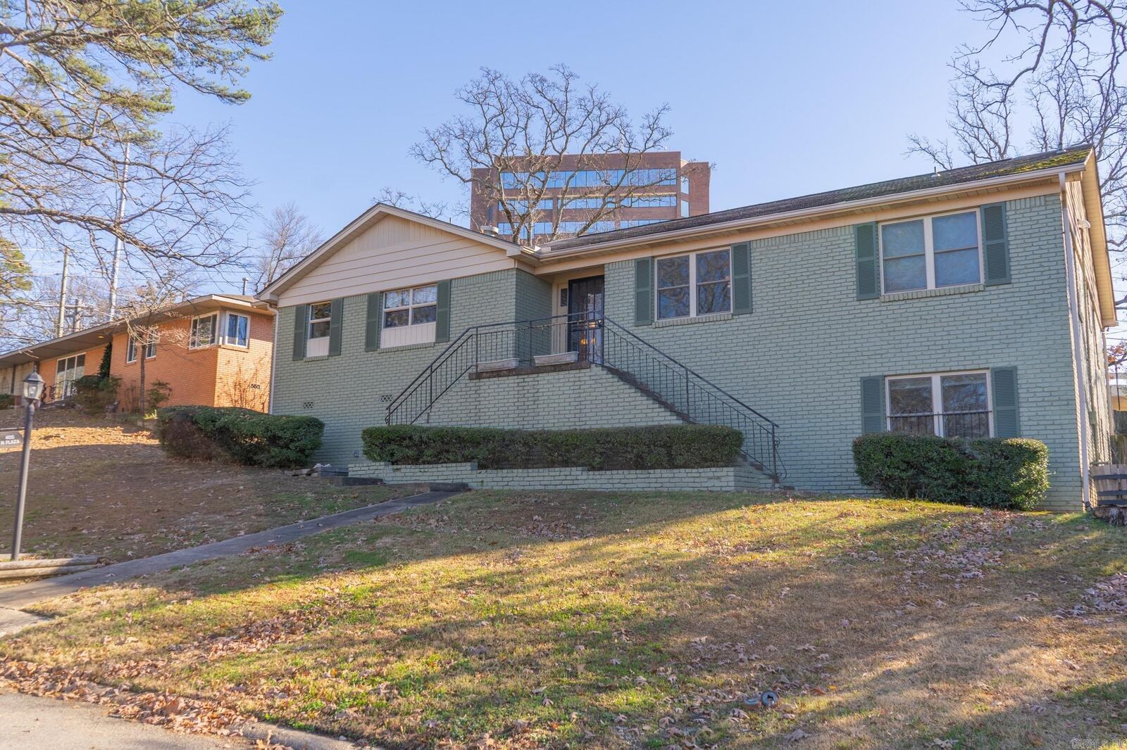 Property Photo:  405 N Plaza Drive  AR 72205 