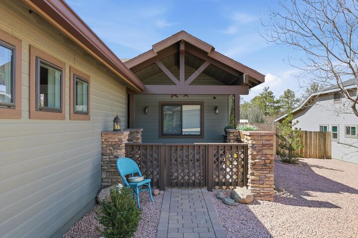 Property Photo:  202 N Durango Court  AZ 85541 
